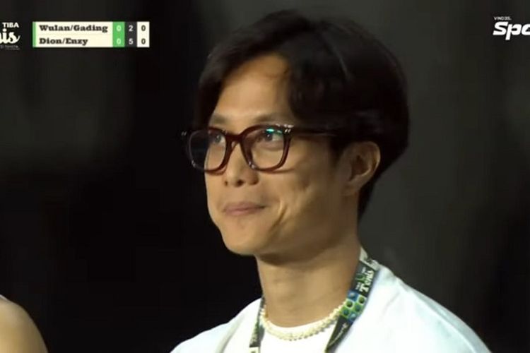 Dikta Diduga Semangati Enzy Main Tenis, Penonton Dibuat Gempar hingga Tepuk Tangan