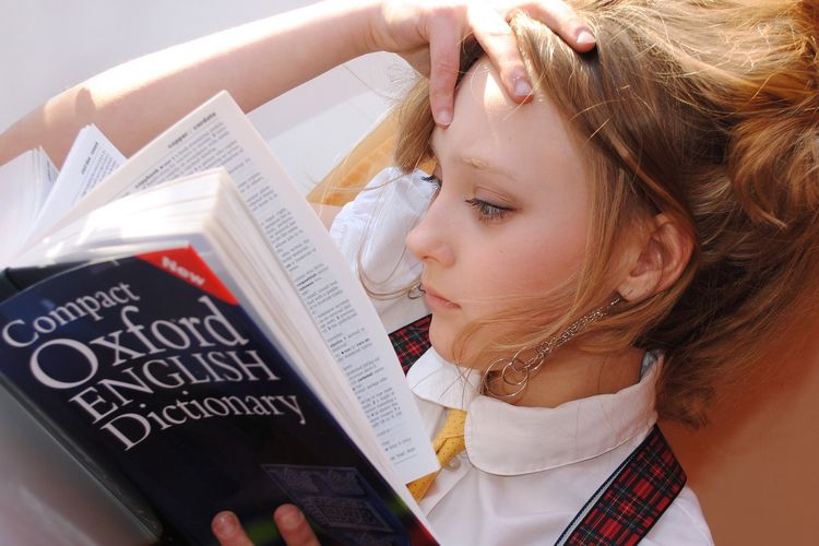 Ingin Jago Berbahasa Inggris? Inilah 8 Cara Belajar Bahasa Inggris yang Mudah : Anti Neko-neko, Deh!