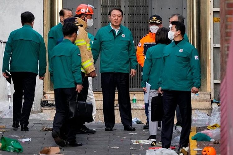 Presiden Korea Selatan Banjir Kritikan Pedas, Dituduh Penyebab Tragedi Halloween Itaewon: Benar karena Dukun?