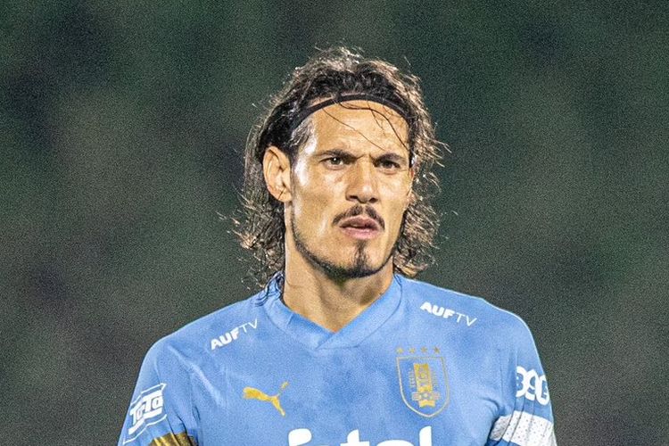 Kesal Ditanya Kekalahan Uruguay Atas Portugal, Cavani: Semua Tanggung Jawab Ada di Tangan Diego Alonso