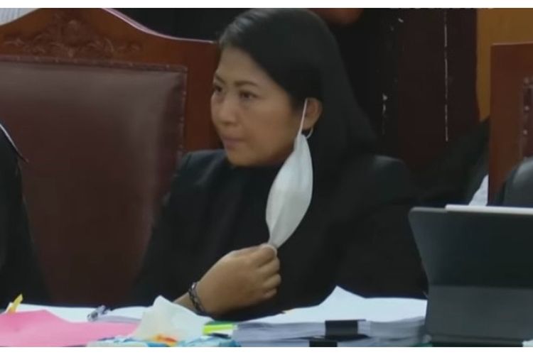 Wajah Sinis Putri Candrawathi saat Disebut Kecantikannya Tak Selevel dengan Pacar Brigadir J Tuai Sorotan