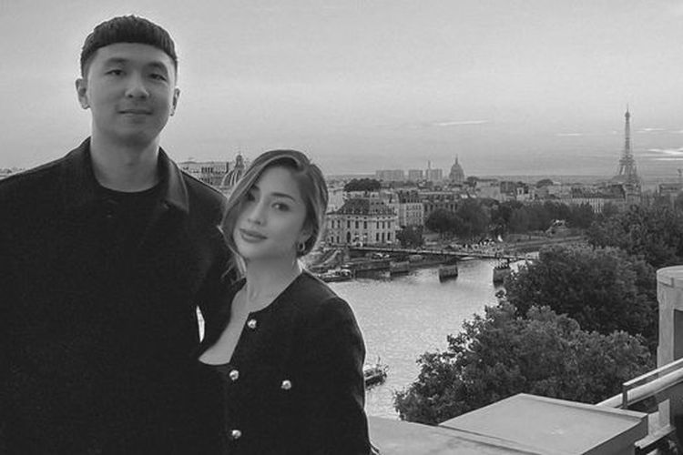 Nikita Willy Memasak Makanan Masa Kecil Indra Bersama Mertua Karlina Damiri, Begini Komentar Indra