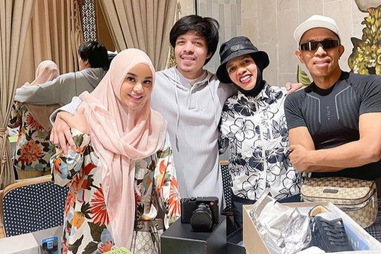 4 Kado dari Atta Halilintar Untuk Gen Halilintar Isinya Ga Kaleng- Kaleng, Salah Satunya Mahal Banget