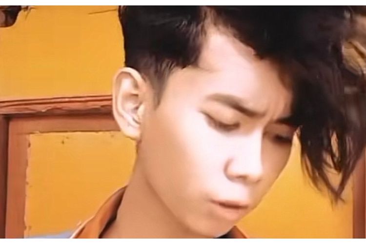 Alif Cepmek yang Viral Karena Jargon Kamu Nanya, Kini Sudah Bisa Membeli Sepeda Motor dari Hasil Keringatnya