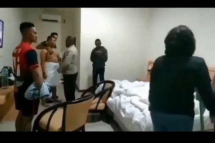 Viral! Istri Tentara Digerebek Provost saat Bermesraan dengan Juniornya di Kamar Hotel