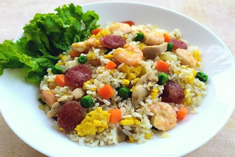 Resep Masakan Nasi Goreng Hong Kong, Dijamin Rasanya Gurih, Enak Banget, dan Super Wangi!