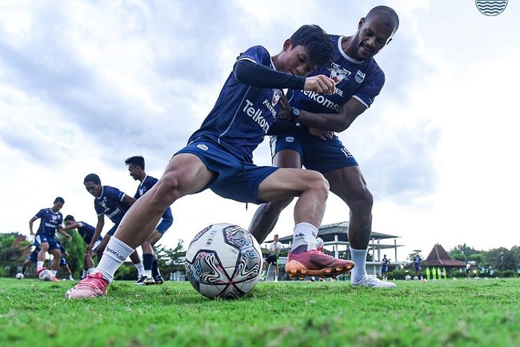 Link Live Streaming BRI Liga 1 2022, Persib Bandung vs Persis Solo: Bobotoh Optimis Bungkam Lawannya Esok