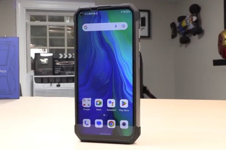 Punya Kapasitas Baterai 22.000 mAh, Ponsel Ini Bikin David GadgetIn Tercengang, Ini Spesifikasi Lengkapnya