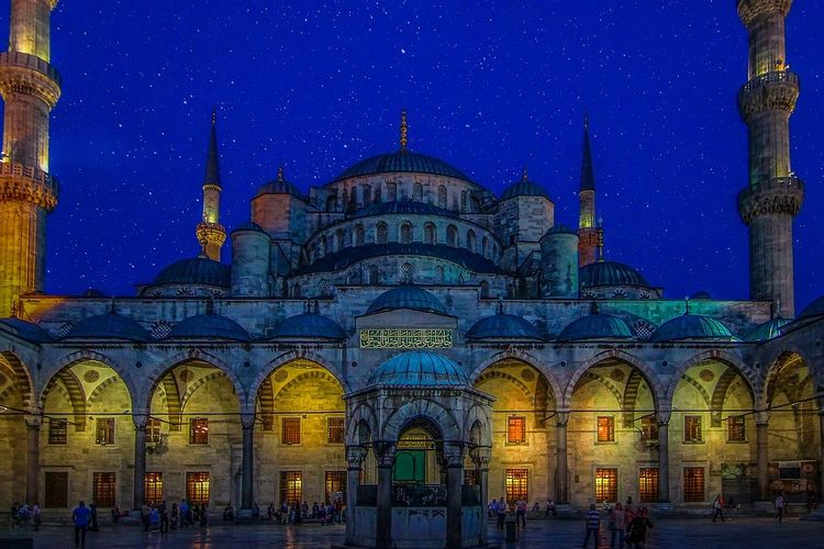 Naskah Khutbah Jumat Edisi 23 Desember 2022 tentang Efek Positif Sedekah