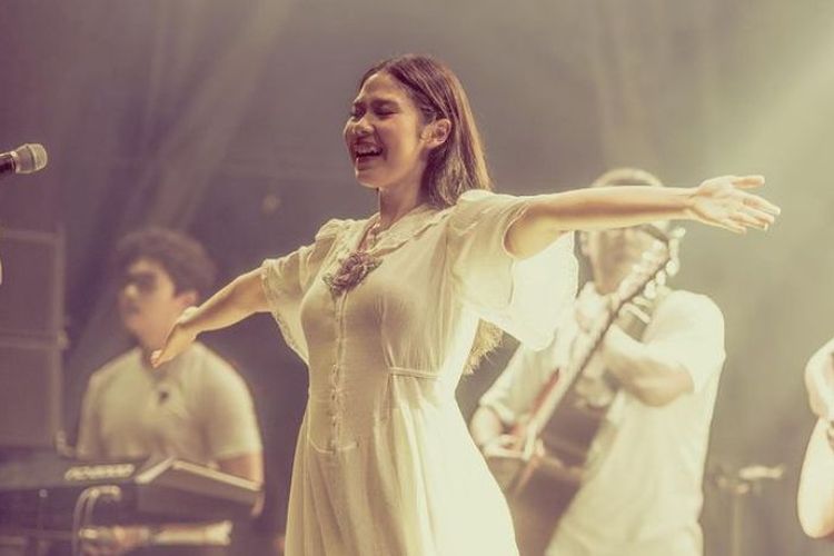 Nadin Amizah Ceritakan Konser Bertajuk Selamat Ulang Tahun di VINDES: Aku Ingin Memberikan Sesuatu Buat Bunda