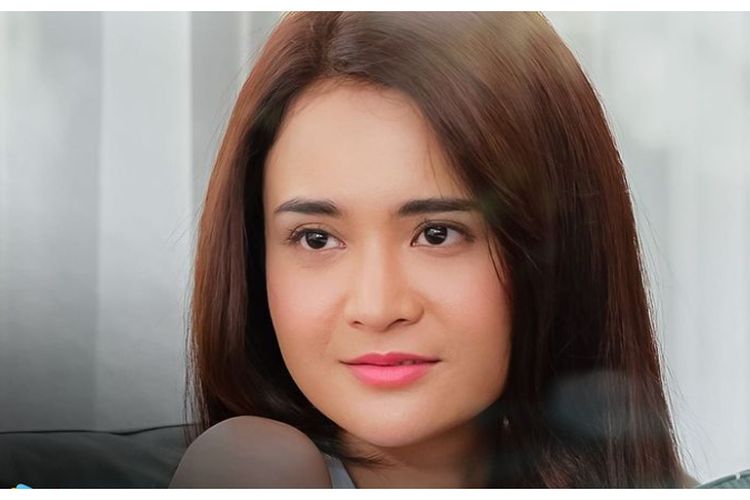 Sinopsis Kupu-kupu Malam, Mahasiswi yang Terjerat Dunia Porstitusi Demi Menghidupi Adiknya