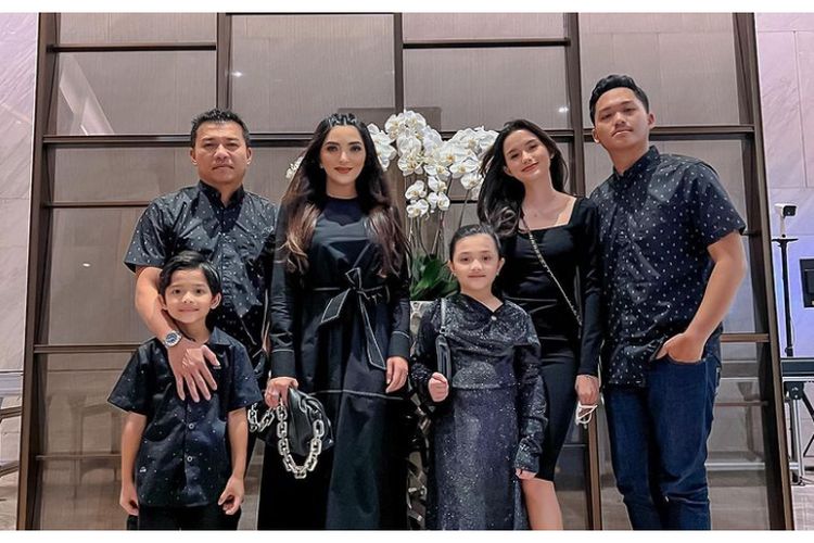 Duh Padahal Duitnya Banyak, Ashanty Milih Nebeng di Rumah Pacar Azriel Hermansyah Saat Liburan ke Eropa