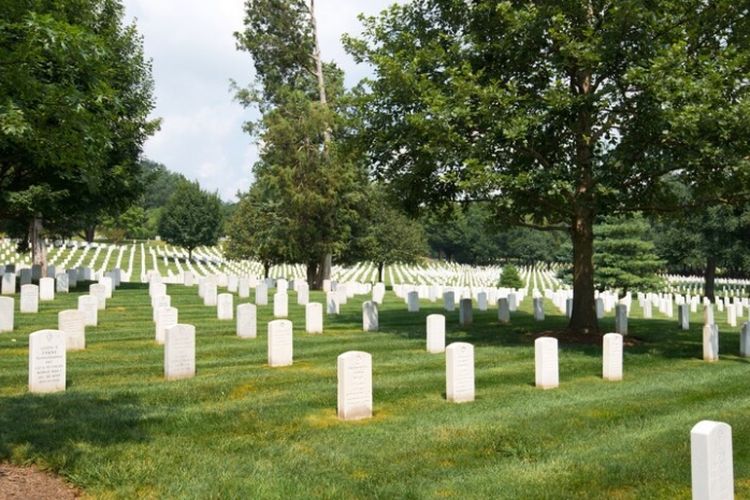 Naskah Khutbah Jumat Terbaru Edisi 23 Desember 2022 tentang Kematian Itu Tanpa Syarat