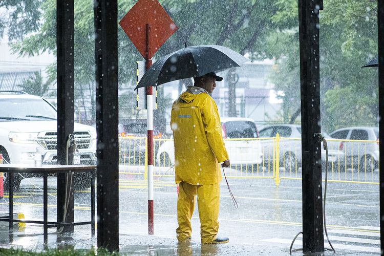Prakiraan Cuaca Balikpapan Hari Ini, Senin 16 Januari 2023 BMKG: Pagi Berawan, Sore Hujan Ringan
