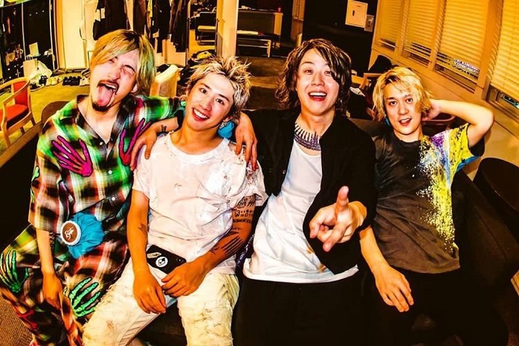 Lirik Lagu Heartache ONE OKE ROCK English Version Cocok untuk yang Lagi Galau karena Patah Hati