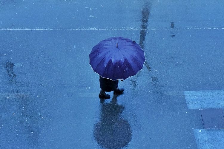 Prakiraan Cuaca Surabaya Hari Ini, Senin 16 Januari 2023 BMKG: Pagi Cerah Berawan, Sore Hujan Ringan