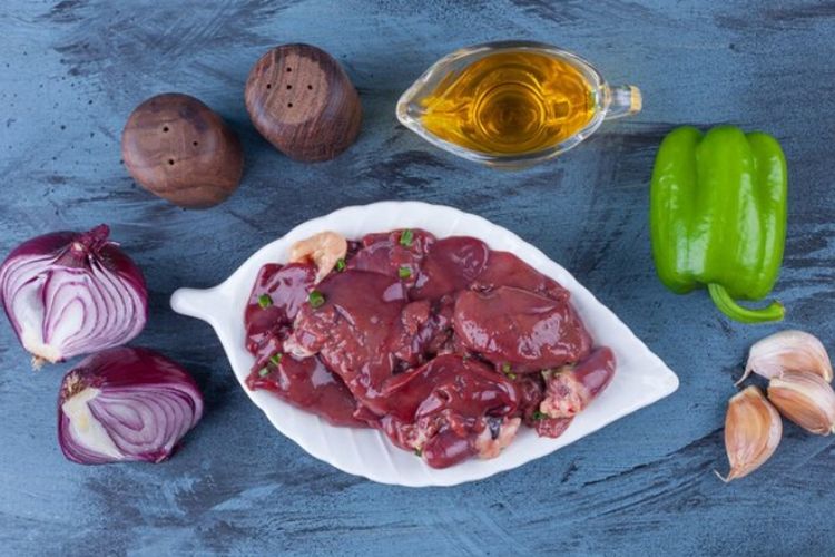 Atasi Anemia dengan 5 Makanan Penambah Darah yang Kaya Zat Besi, dari Sayuran Hijau hingga Hati Ayam