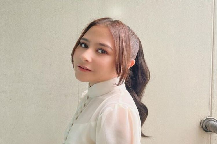 Terungkap! Inilah Alasan Prilly Latuconsina Tak Pilih Nikah Muda, Ternyata Tidak Melulu Soal Karir