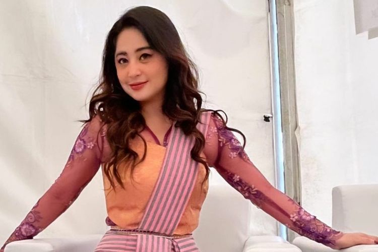 Aib Masa Lalu Rully Tersebar! Dewi Perssik ‘Kebakaran Jenggot’ saat Warganet Beberkan Semuanya