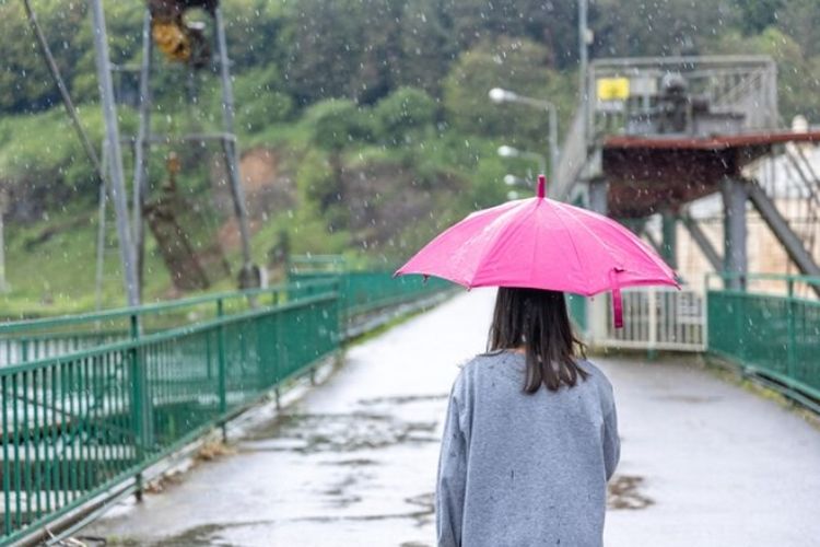 Prakiraan Cuaca BMKG Wilayah Jawa Tengah, Jumat 10 Februari 2023: Solo Raya dan Semarang Potensi Hujan Lebat