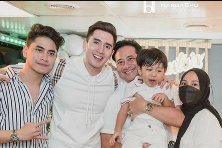 Ivan Fadilla dan Sarni Menikah, Verrel Bramasta Beberkan Sikap Asli Ibunda Tirinya