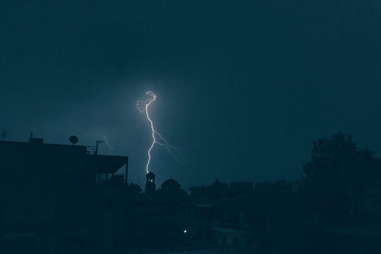 Data Prakiraan Cuaca DKI Jakarta Selasa 7 Februari 2023 BMKG: Waspada Hujan Disertai Petir di Wilayah Barat