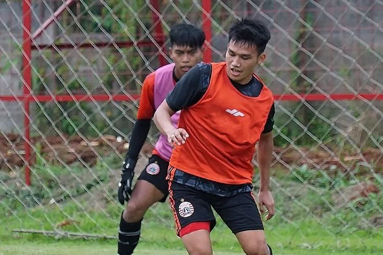 Mulai Berlatih Bersama Persija Jakarta, Witan Sulaeman Langsung Bicara Masa Depan dengan Thomas Doll