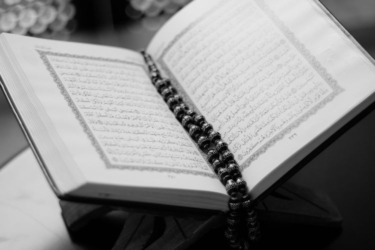 Apakah Mahar dengan Surat Ar-Rahman Diperbolehkan? Begini Menurut Pandangan Para Ulama