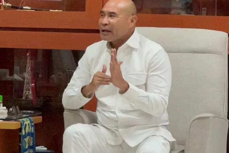 Gubernur NTT Minta Anak SMA Masuk Sekolah Jam 5 Pagi dan Bangun Jam 4 Subuh, Tanggapan Guru Ini Viral
