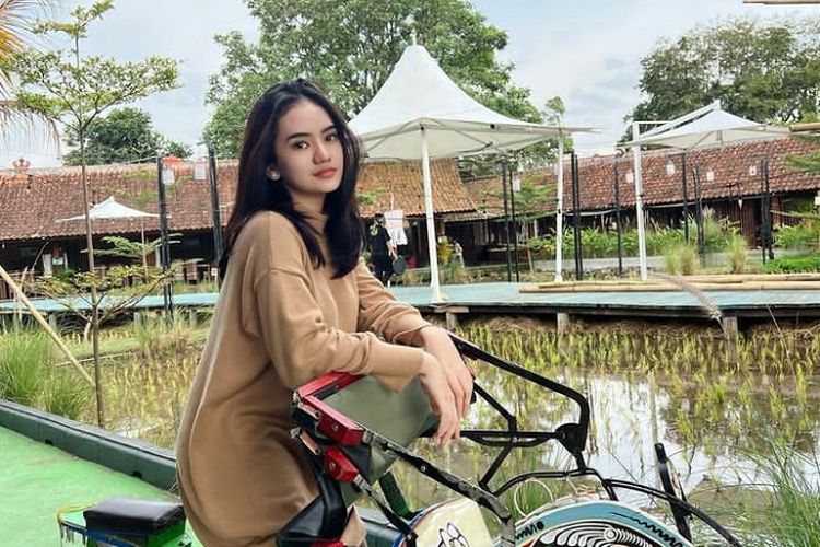 Ikut Main Para Pencari Tuhan Jilid 16, Janis Aneira Akui Harus Bagi Pikiran dengan Bisnis Lain