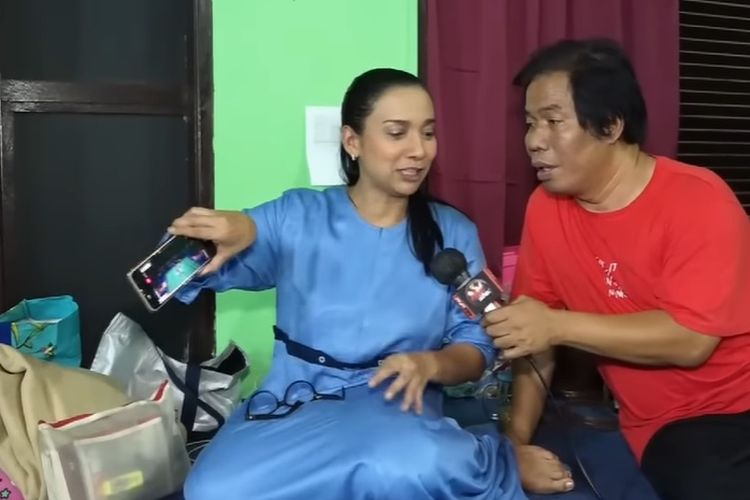 Shahnaz Haque Main Para Pencari Tuhan Jilid 16 Sambil Bawa Barang Jadul, Pertegas Status Senioritas Dong