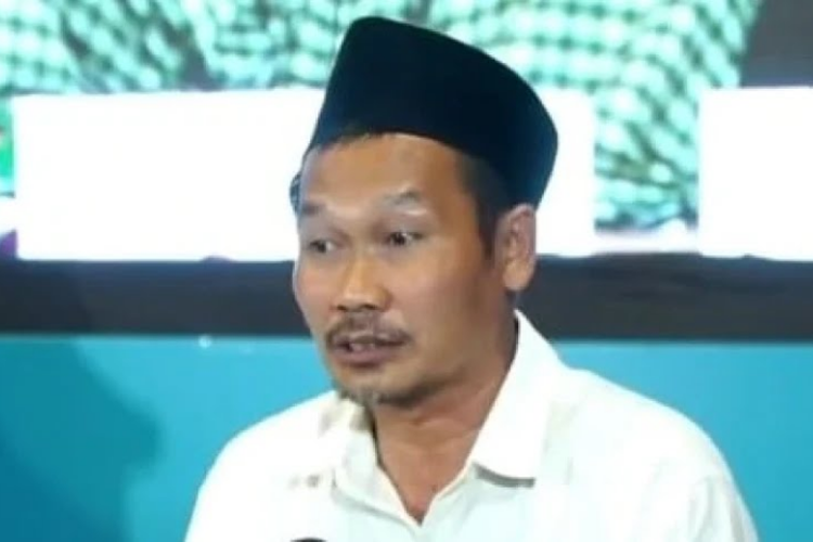 CELAKA! Gus Baha Ungkap Dosa Terbesar Istri Terhadap Suami, Emak-Emak Sering Tak Sadar Hal Ini