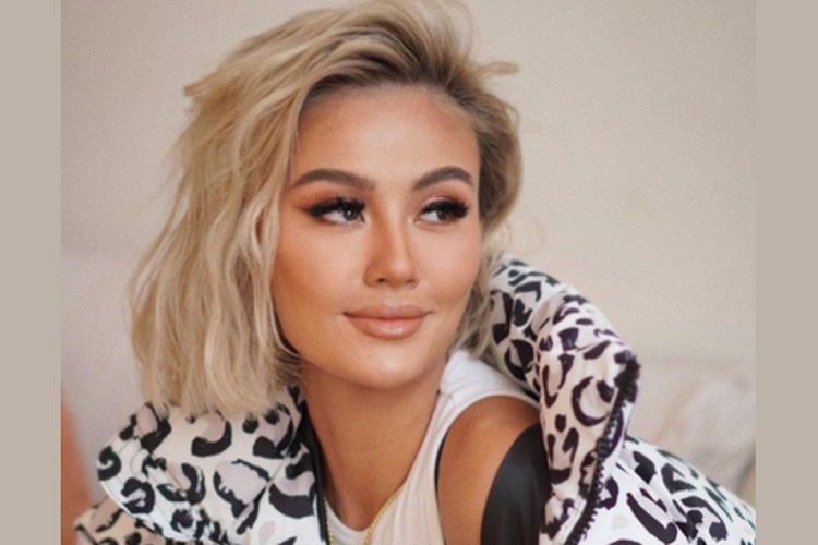 Pembukaan The H Club SCBD Hadirkan Agnez Mo dan NOAH