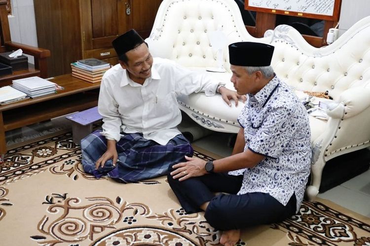 Ganjar Pranowo Sambangi Gus Baha Jelang Pilpres 2024, Ternyata Ini Tujuannya…