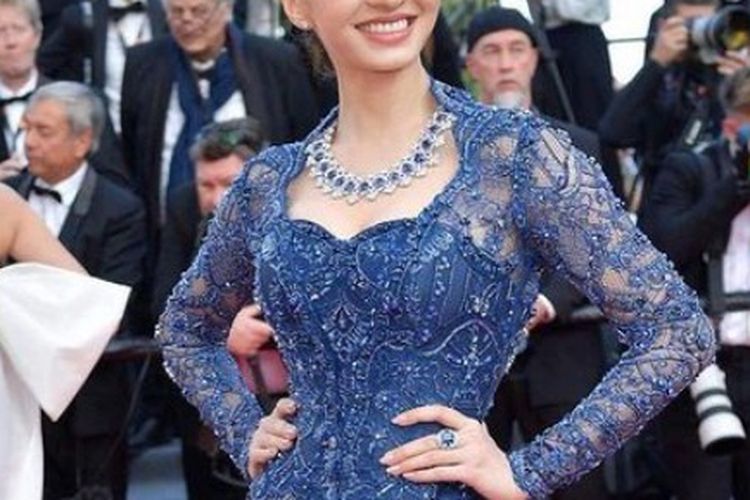 Raline Shah Tampil Memukau di Cannes Film Festival 2023, Latar Belakang Keluarganya Jadi Sorotan Publik