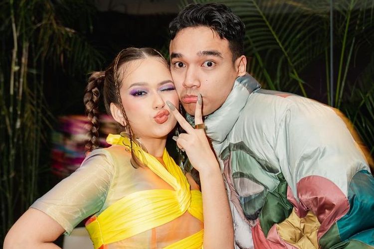 Fadly Faisal Diduga Antar Rebecca Klopper Pulang ke Malang Usai Video Syur 47 Detik-nya Viral di Twitter