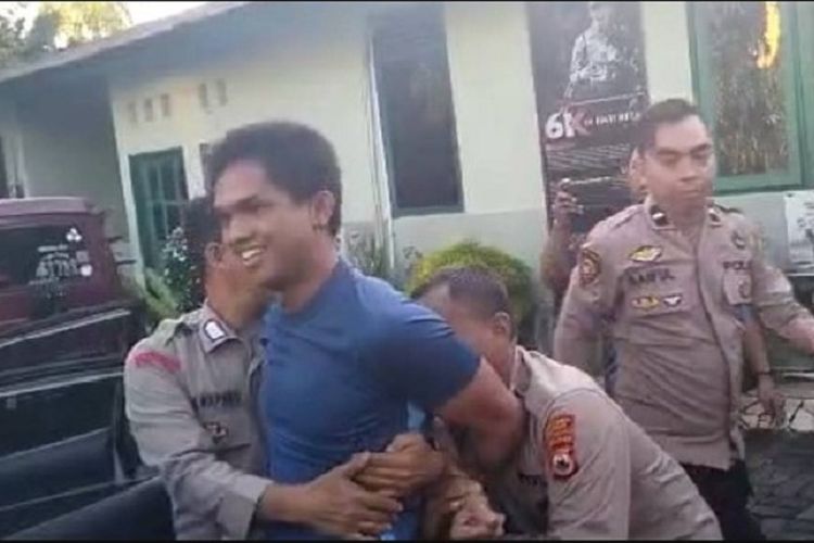 Eks Pemain PSM Hisyam Tolle Kembali Viral, Biodatanya di Wikipedia Dirubah Menjadi Kelahiran Zimbabwe Kidul!