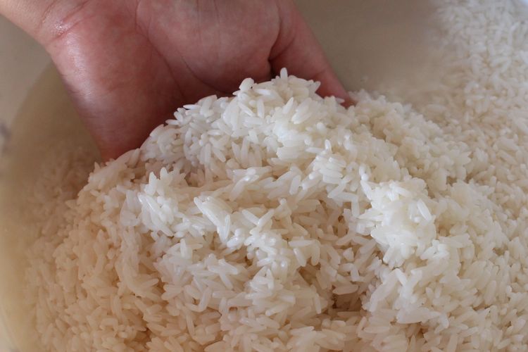 Stop Dimasak! Racikan 5 Menit Lulur Beras ini Bisa Jadi Rahasia Wajah Putih Glowing Alami, Begini Caranya