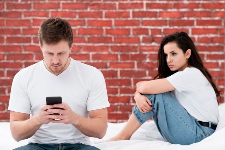 Kisah Istri Terseret Hingga 20 Meter Usai Pergoki Suami Bersama Wanita Selingkuhan di Mobil