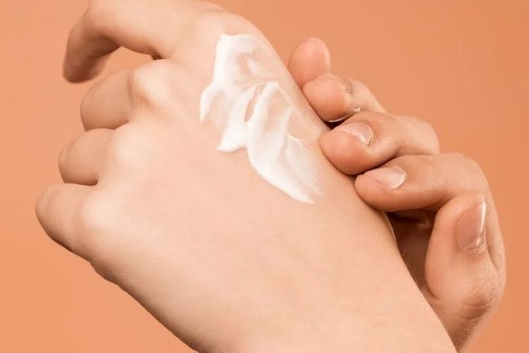 Racik Krim Lulur Buatan Sendiri Bikin Kulit Langsung Cerah? Ini Bahan dan Cara Membuatnya