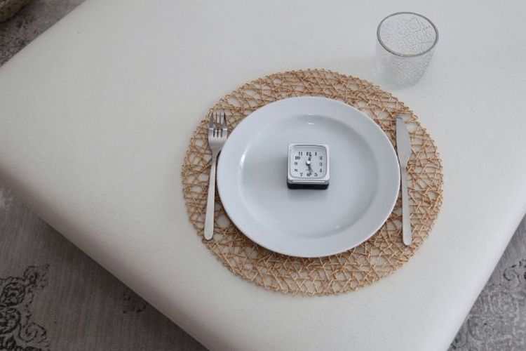 Serupa Tapi Tak Sama, Inilah Perbedaan Konsep Diet Intermittent Fasting dan Puasa Menurut dr Zaidul Akbar