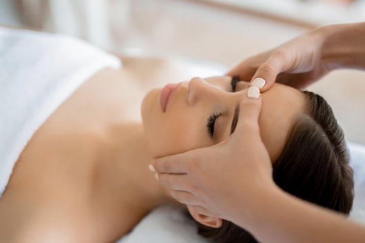 Komedo Hilang Dalam 10 Menit Dengan Pijatan Relaksasi di Wajah, Ini Titik-Titik yang Krusial