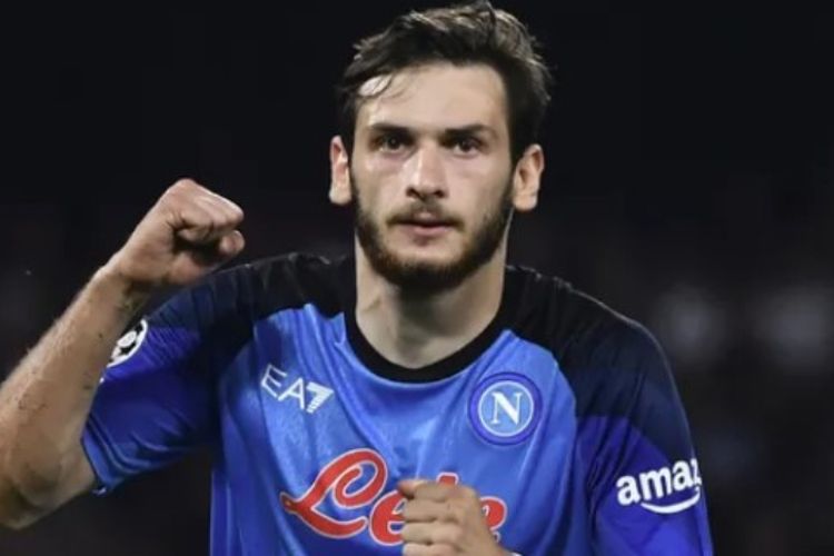 Bawa Napoli Berjaya Kembali, Titisan Maradona Ini Diganjar Sebagai Pemain Terbaik Liga Italia Musim Ini!