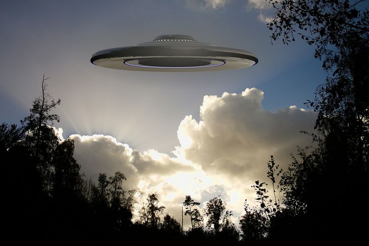 Mengaku Melihat UFO dan Alien, Keluarga di Las Vegas Buat Bingung Petugas Polisi