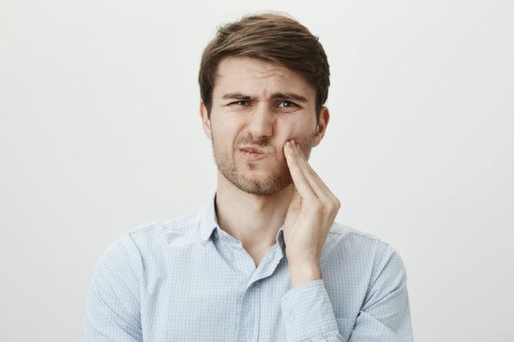 Sakit Gigi Tak Kunjung Berhenti? Gunakan Cara Ini, Cukup Berkumur Air Dicampur dengan Bahan Ini