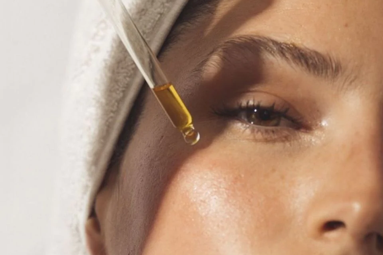 Begini Cara Pemakaian Retinol Yang Benar, Hati-hati! Bahaya Jika Sampai Salah