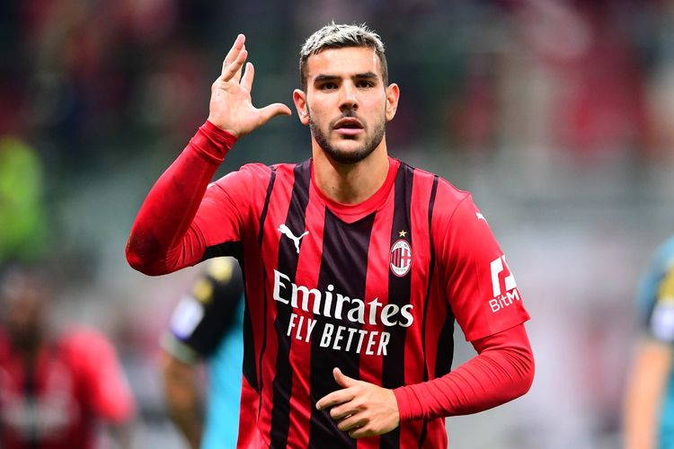 Manchester United Mengincar Bek Kiri AC Milan, Theo Hernandez, Segini Mahar yang Harus Dikeluarkan