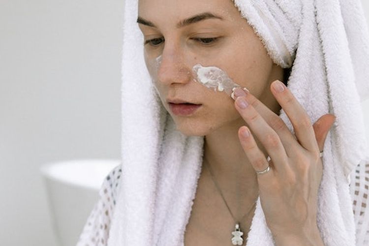 Natur E Dicampur dengan Bahan Ini Ternyata Bisa Jadi Krim Pemutih Wajah yang Ampuh Lho! Begini Cara Buatnya
