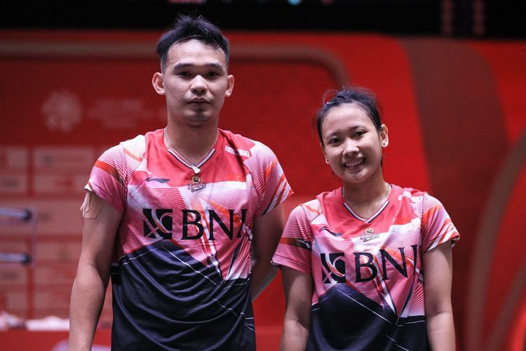 Kalahkan Juara All England 2020 di Singapore Open 2023. Berikut Profil Lengkap Rinov Rivaldy/Pitha Haningtyas