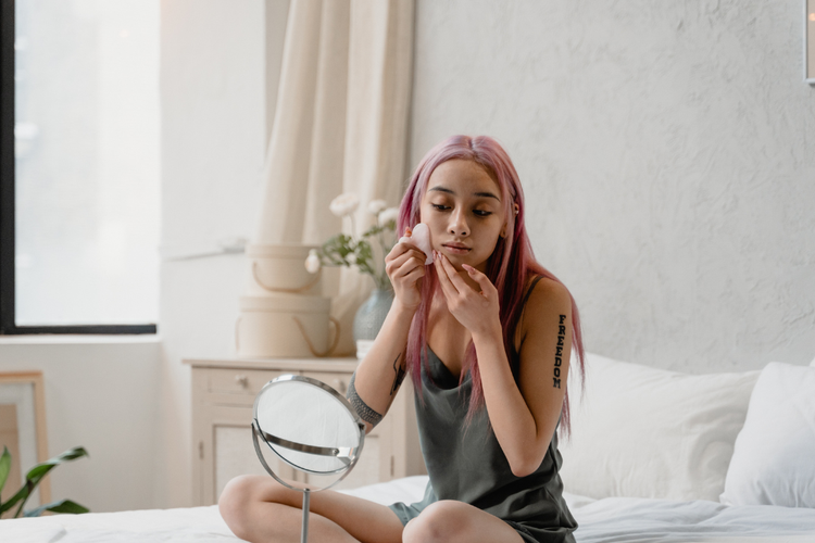 Mengukur Pentingnya Penggunaan Skin Preparation Sebelum Makeup, Benarkah Bisa Bikin Wajah Glowing Jadi Awet?